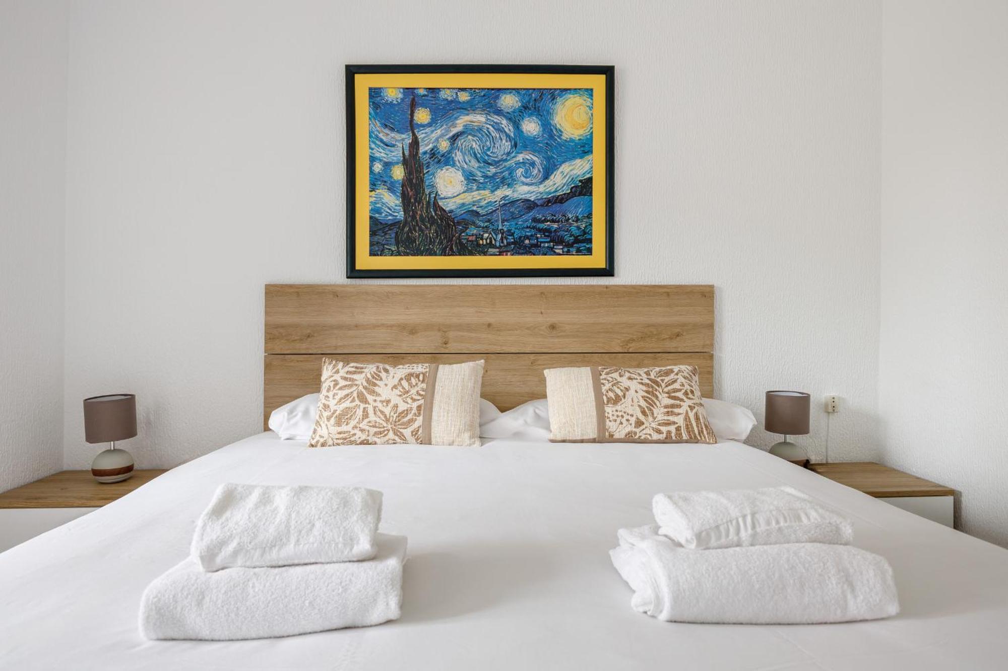 Besos - Bright Apartment Close To Congress & Port Sant Adria de Besos Exterior foto