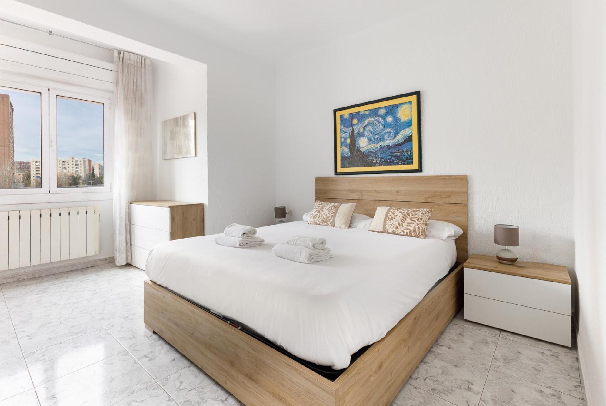 Besos - Bright Apartment Close To Congress & Port Sant Adria de Besos Exterior foto